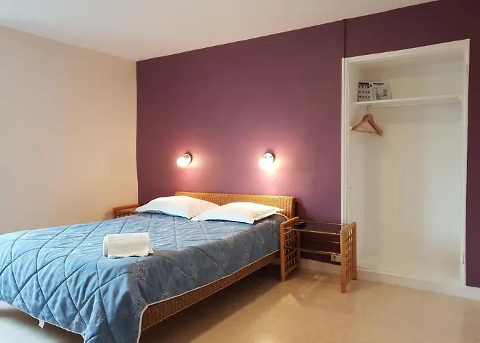 Ecu De France 酒店 3*